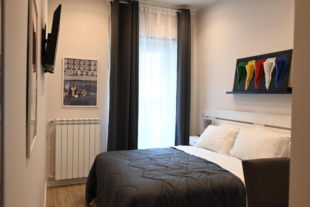 B&B Palazzina Avallone 나폴리 외부 사진