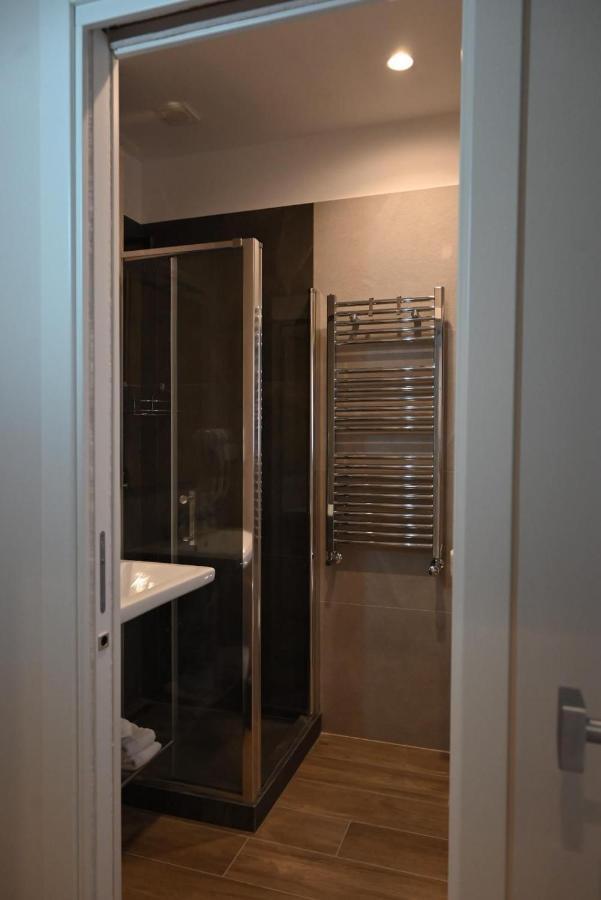 B&B Palazzina Avallone 나폴리 외부 사진