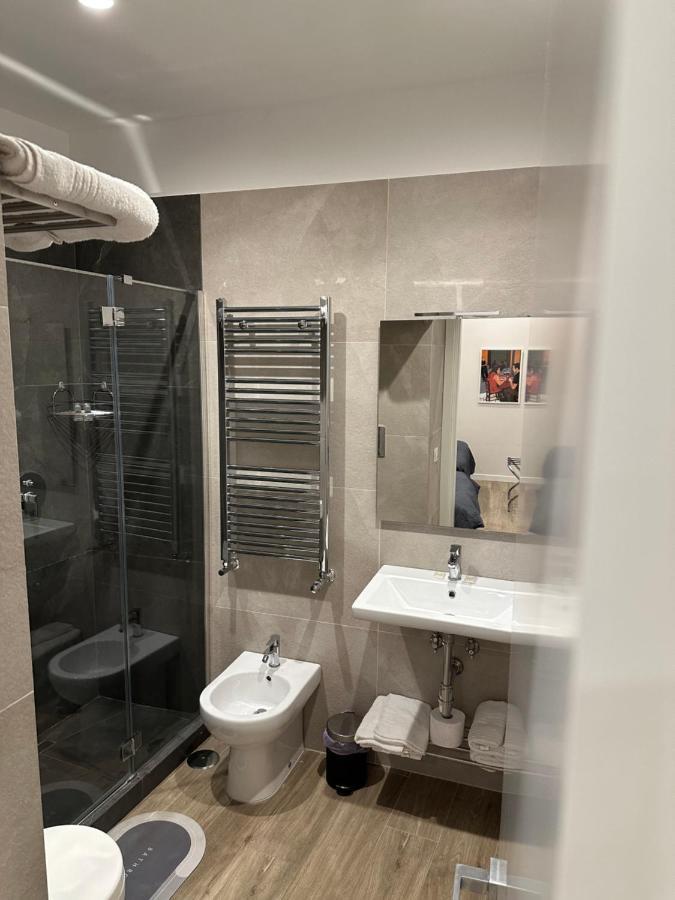 B&B Palazzina Avallone 나폴리 외부 사진